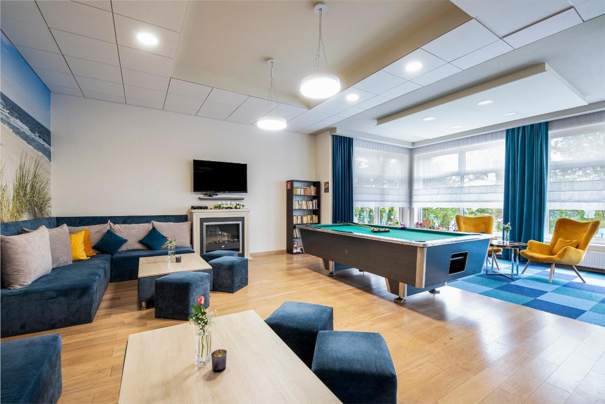 Interferie Cechsztyn Hotel อุสตรอเนียมอร์สเกีย ภายนอก รูปภาพ