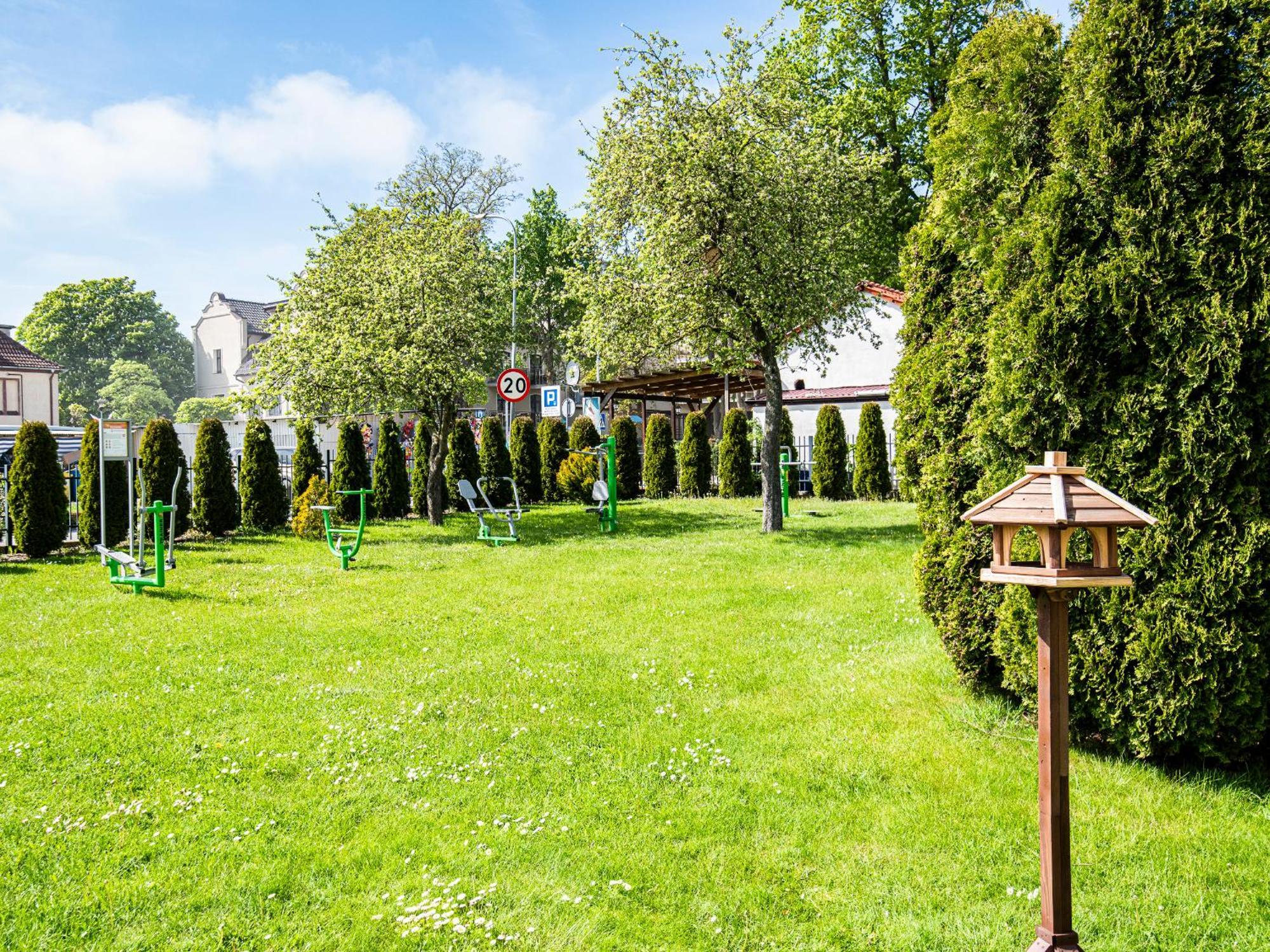 Interferie Cechsztyn Hotel อุสตรอเนียมอร์สเกีย ภายนอก รูปภาพ
