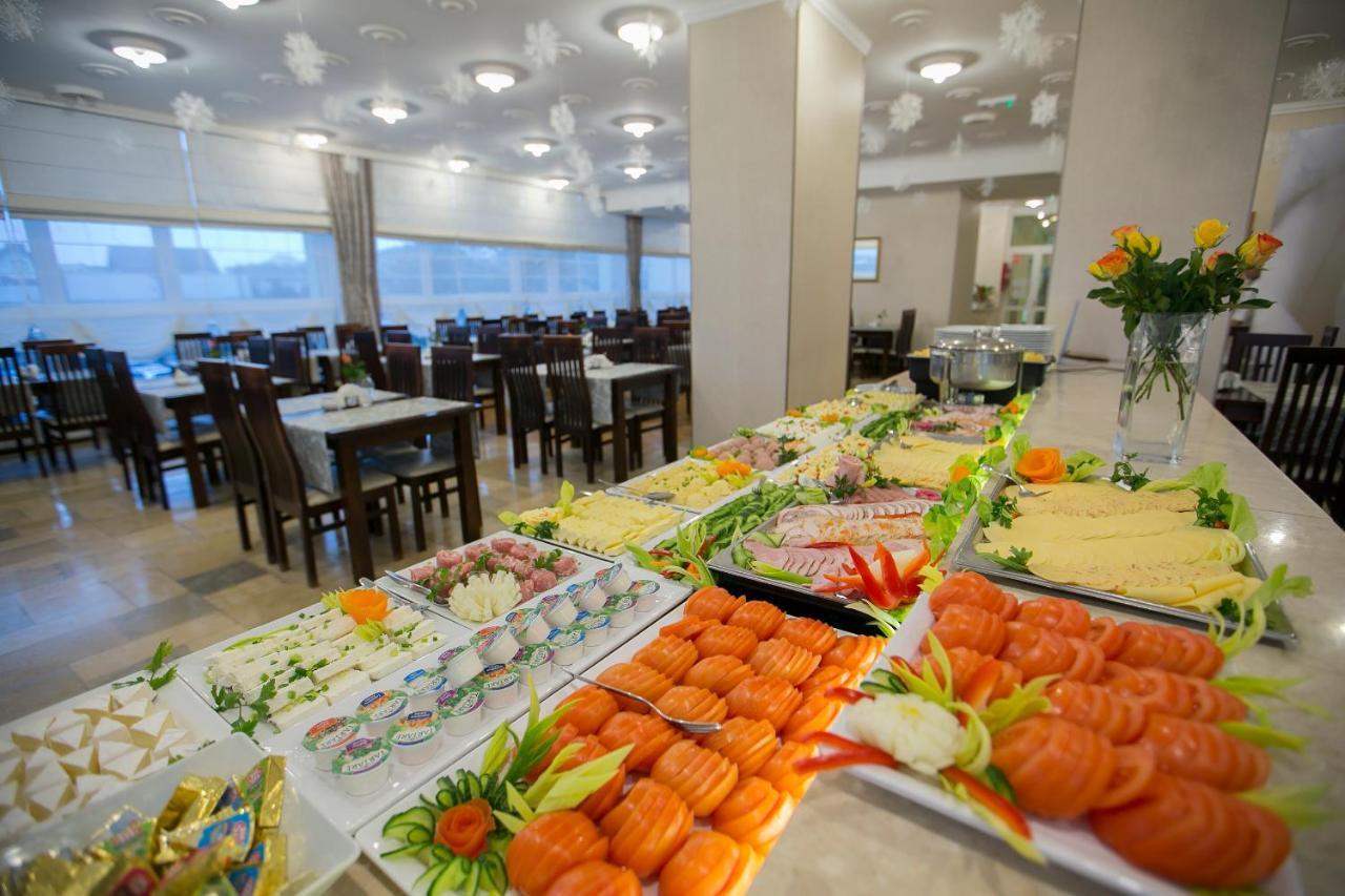 Interferie Cechsztyn Hotel อุสตรอเนียมอร์สเกีย ภายนอก รูปภาพ