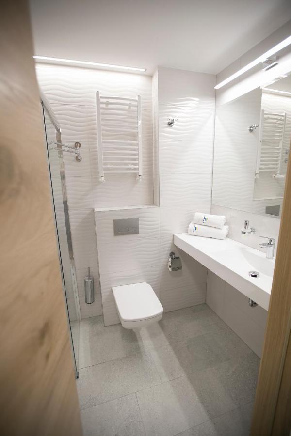 Interferie Cechsztyn Hotel อุสตรอเนียมอร์สเกีย ภายนอก รูปภาพ